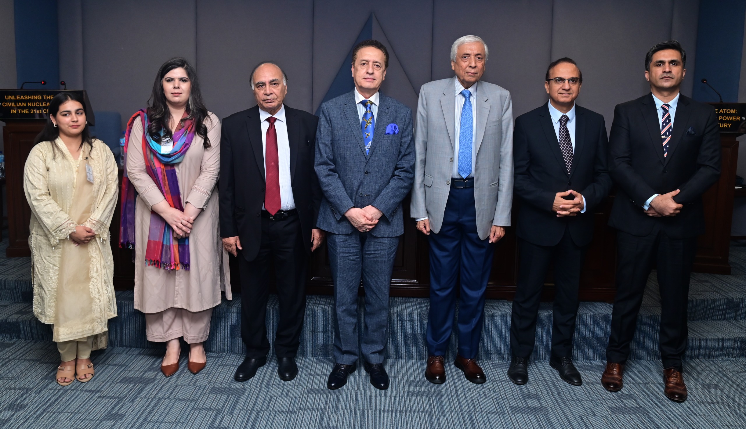 7cdc1508-bab0-4703-9646-b25b6c8bfe94