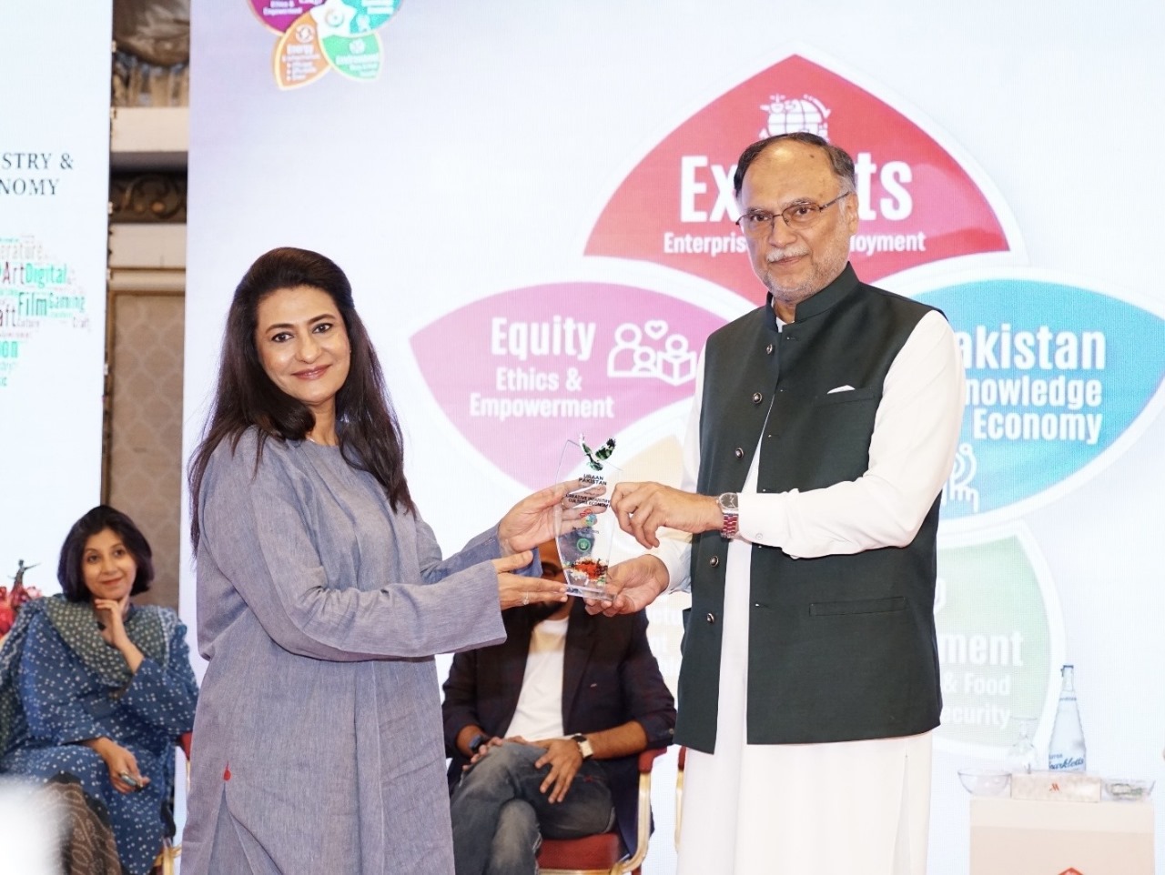 3f74be2c-c787-4e0c-b30f-c75bd355d5b9