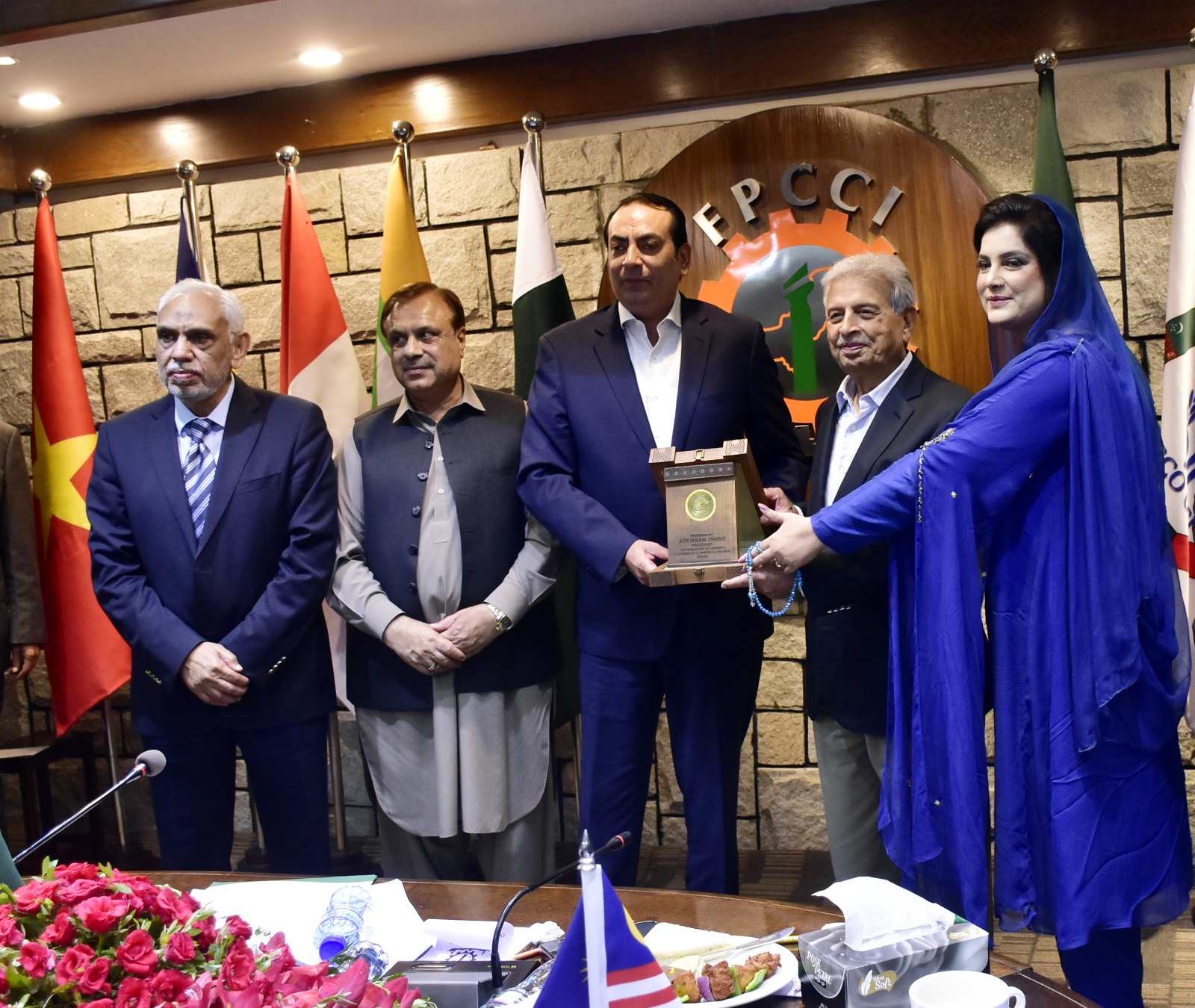 cadae20f-7249-4424-9a46-fc028a185b62