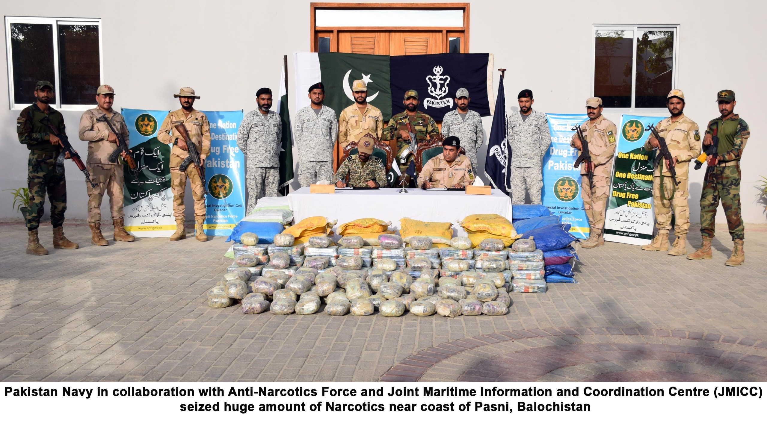 94eb24f6-895c-4ff6-922c-012556292275