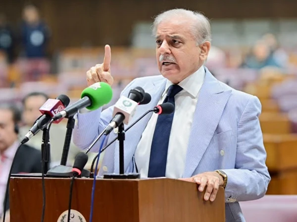 جنگ کی طویل رات کے بعد امن کا سورج طلوع: جنیوا میں ایران امریکا معاہدے کا میزبان پاکستان ہوگا، وزیراعظم
